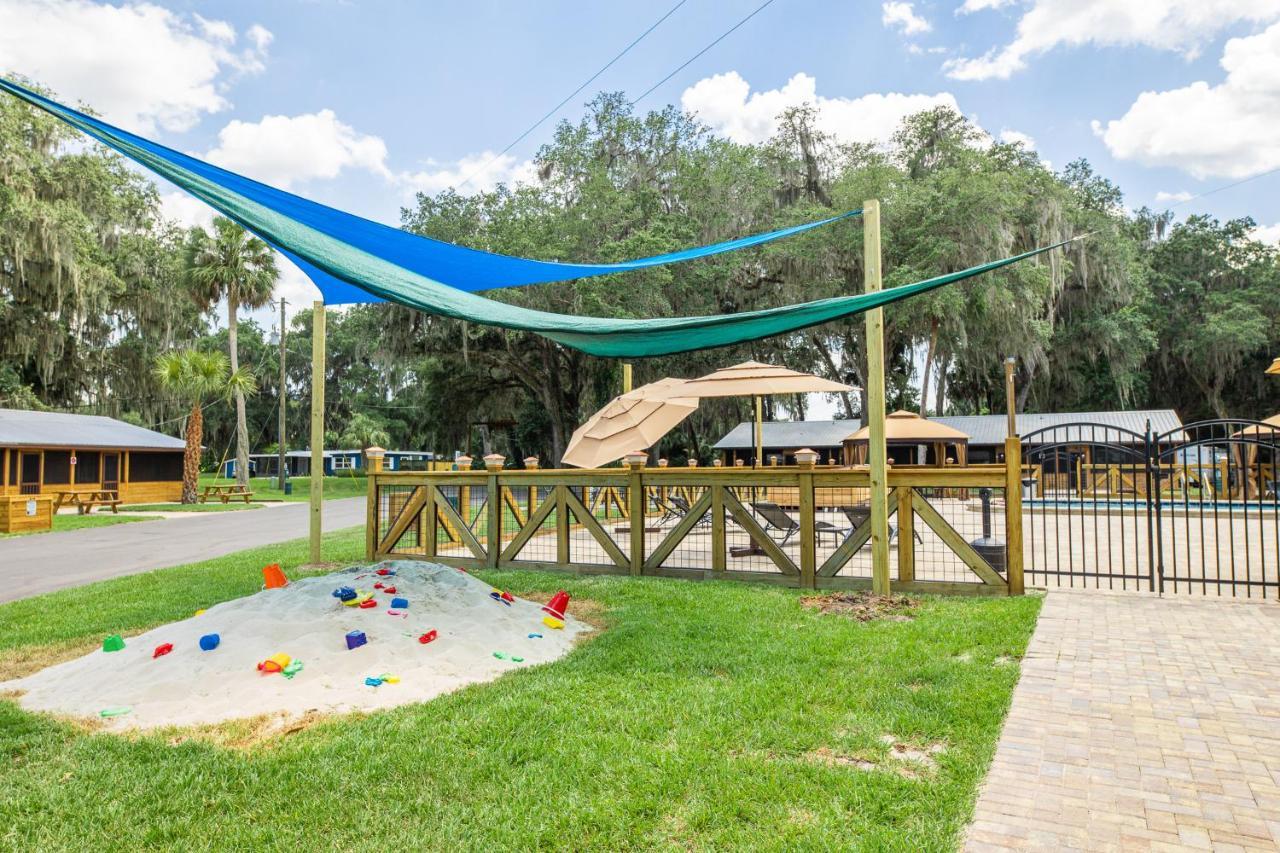Idlewild Lodge And Rv Park Lake Panasoffkee Экстерьер фото