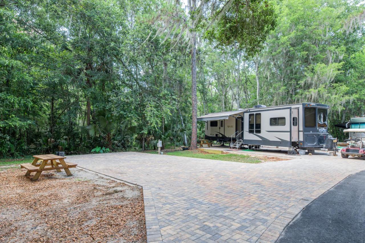 Idlewild Lodge And Rv Park Lake Panasoffkee Экстерьер фото